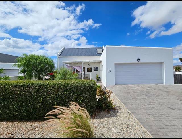 3 BEDROOM HOUSE FOR SALE IN LAMPIESBAAI
